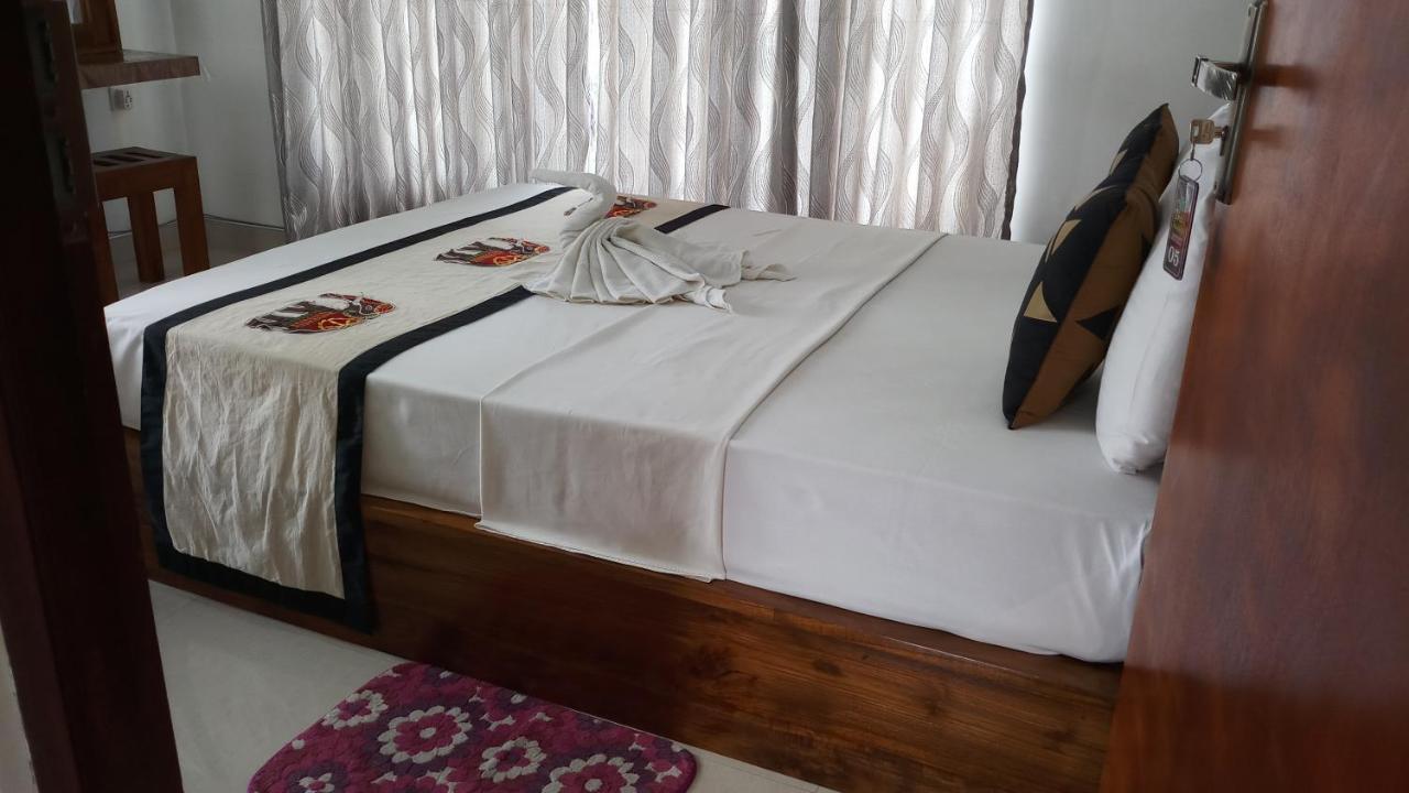 Shani Guest house